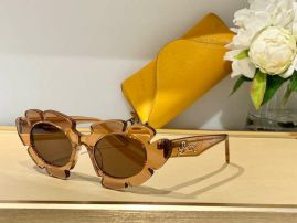 Picture of Loewe Sunglasses _SKUfw50080269fw